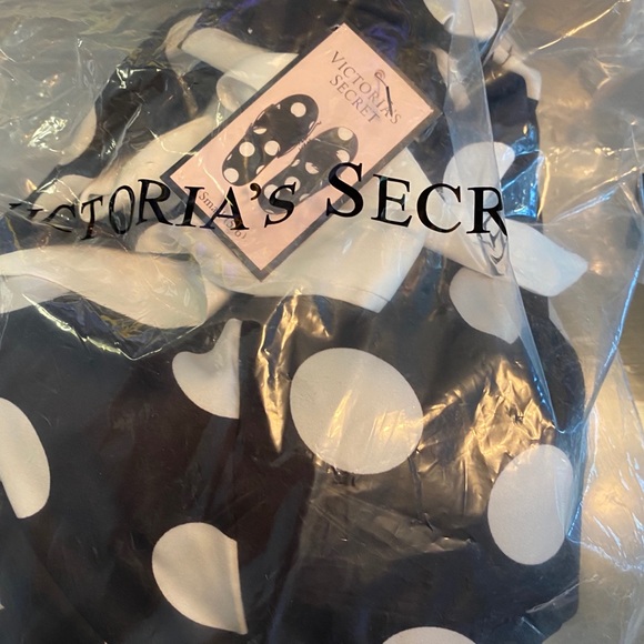 Victoria's Secret Shoes - Victoria Secret (Small 5-6)